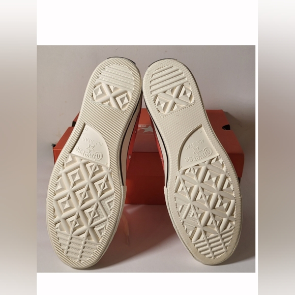 Converse Chuck 70 High Dia de los Muertos Pink Sneakers. Mens  8/Womens 10 - Picture 7 of 10